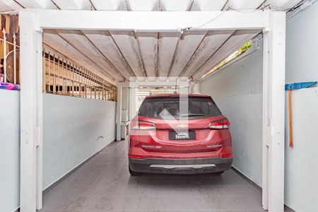 Casa à venda com 120m², 2 quartos e 2 vagasGaragem