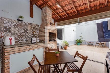 Casa à venda com 120m², 2 quartos e 2 vagasÁrea comum - Churrasqueira