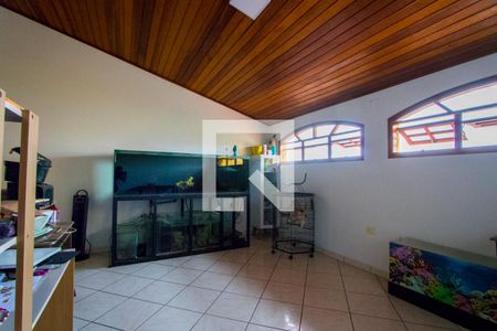 Casa à venda com 550m², 3 quartos e 2 vagasSótão