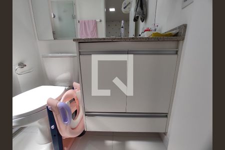 Apartamento à venda com 100m², 2 quartos e 2 vagasBanheiro Quarto 1