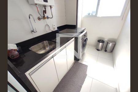 Apartamento à venda com 100m², 2 quartos e 2 vagasCozinha