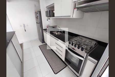 Apartamento à venda com 100m², 2 quartos e 2 vagasCozinha