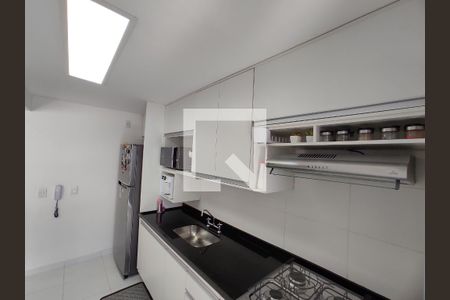 Apartamento à venda com 100m², 2 quartos e 2 vagasCozinha