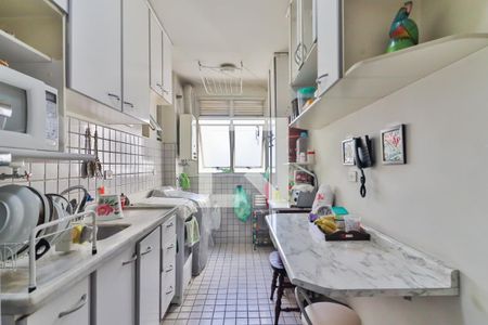 Apartamento à venda com 63m², 3 quartos e 1 vaga Apartamento à venda com 63m², 3 quartos e 1 vagaCozinha e Área de Serviço