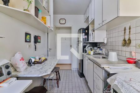 Apartamento à venda com 63m², 3 quartos e 1 vaga Apartamento à venda com 63m², 3 quartos e 1 vagaCozinha e Área de Serviço