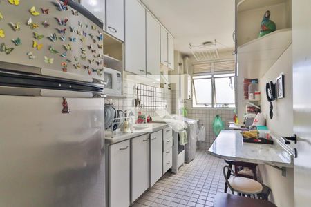 Apartamento à venda com 63m², 3 quartos e 1 vaga Apartamento à venda com 63m², 3 quartos e 1 vagaCozinha e Área de Serviço