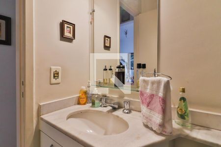 Apartamento à venda com 63m², 3 quartos e 1 vaga Apartamento à venda com 63m², 3 quartos e 1 vagaBanheiro Social