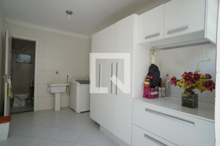 Casa à venda com 336m², 6 quartos e 4 vagasÁrea de Serviço