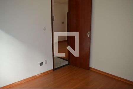 Quarto 1 de apartamento à venda com 2 quartos, 47m² em Arvoredo, Contagem