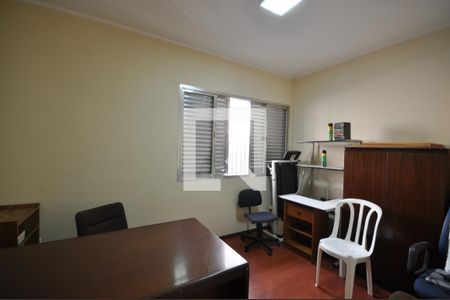 Casa à venda com 170m², 3 quartos e 2 vagasQuarto 2