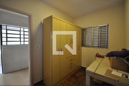 Casa à venda com 170m², 3 quartos e 2 vagasQuarto de Serviço