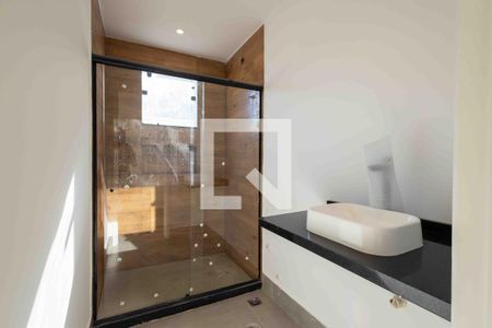 Casa de condomínio à venda com 260m², 3 quartos e 3 vagasBanheiro da Suíte 2