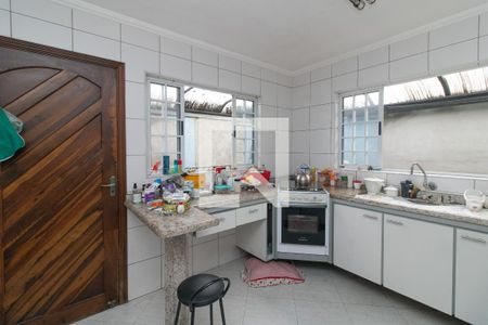 Casa à venda com 400m², 3 quartos e 3 vagas Casa à venda com 400m², 3 quartos e 3 vagasCozinha