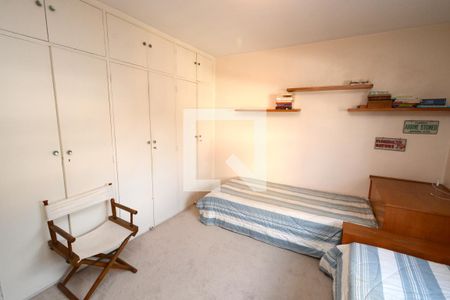 Casa à venda com 180m², 4 quartos e 2 vagasQuarto 2