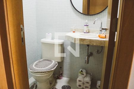 Apartamento à venda com 130m², 4 quartos e 3 vagas Apartamento à venda com 130m², 4 quartos e 3 vagasLavabo