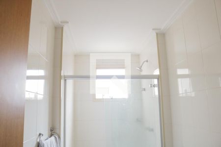 Apartamento à venda com 130m², 4 quartos e 3 vagas Apartamento à venda com 130m², 4 quartos e 3 vagasBanheiro da Suíte 1