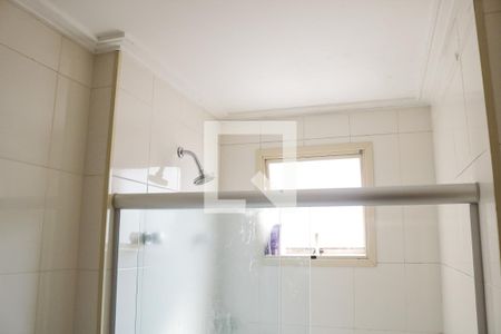 Apartamento à venda com 130m², 4 quartos e 3 vagas Apartamento à venda com 130m², 4 quartos e 3 vagasBanheiro da Suíte 2