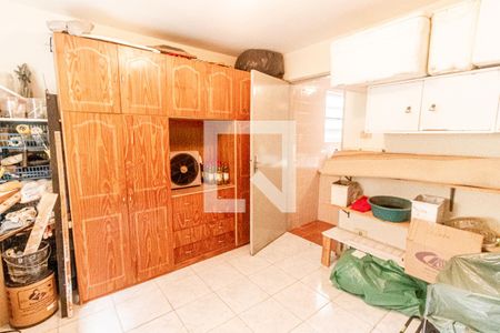 Casa à venda com 272m², 3 quartos e 2 vagas Casa à venda com 272m², 3 quartos e 2 vagasQuarto de Serviço