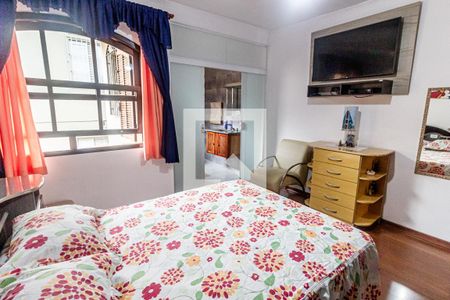 Casa à venda com 272m², 3 quartos e 2 vagas Casa à venda com 272m², 3 quartos e 2 vagasQuarto 3