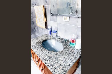 Casa à venda com 272m², 3 quartos e 2 vagas Casa à venda com 272m², 3 quartos e 2 vagasBanheiro 3