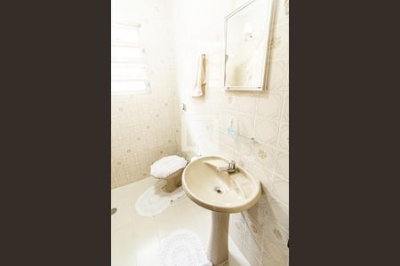 Casa à venda com 272m², 3 quartos e 2 vagas Casa à venda com 272m², 3 quartos e 2 vagasBanheiro 2