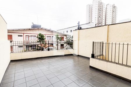 Casa à venda com 272m², 3 quartos e 2 vagas Casa à venda com 272m², 3 quartos e 2 vagasLaje