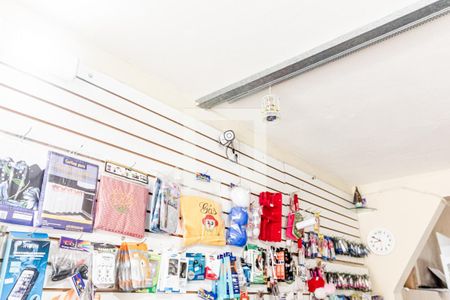 Casa à venda com 272m², 3 quartos e 2 vagas Casa à venda com 272m², 3 quartos e 2 vagasCâmera de segurança