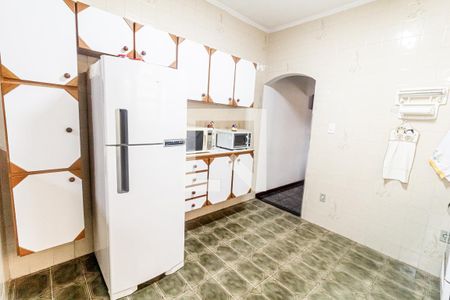 Casa à venda com 272m², 3 quartos e 2 vagas Casa à venda com 272m², 3 quartos e 2 vagasCozinha