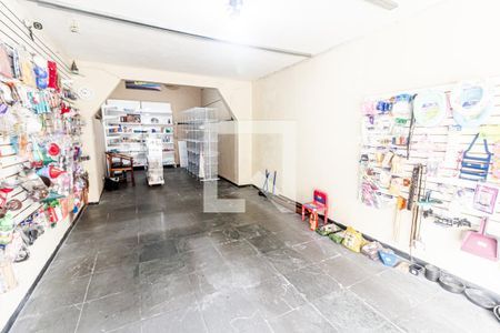 Casa à venda com 272m², 3 quartos e 2 vagas Casa à venda com 272m², 3 quartos e 2 vagasGaragem