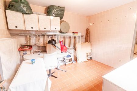 Casa à venda com 272m², 3 quartos e 2 vagas Casa à venda com 272m², 3 quartos e 2 vagasQuarto de Serviço