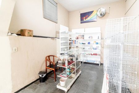 Casa à venda com 272m², 3 quartos e 2 vagas Casa à venda com 272m², 3 quartos e 2 vagasGaragem