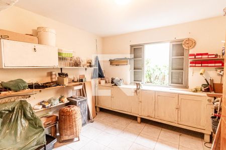 Casa à venda com 272m², 3 quartos e 2 vagas Casa à venda com 272m², 3 quartos e 2 vagasQuarto de Serviço