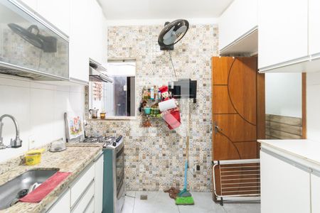 Casa à venda com 240m², 5 quartos e sem vagaCozinha  2  (segundo andar)