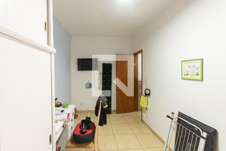 Casa à venda com 240m², 5 quartos e sem vagaQuarto 2  (segundo andar)