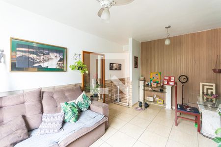 Casa à venda com 240m², 5 quartos e sem vagaSala 2 (segundo andar)