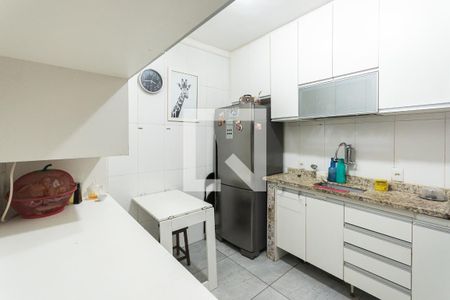 Casa à venda com 240m², 5 quartos e sem vagaCozinha  2  (segundo andar)