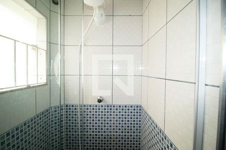 Casa à venda com 200m², 4 quartos e 1 vaga Casa à venda com 200m², 4 quartos e 1 vagaBanheiro 2