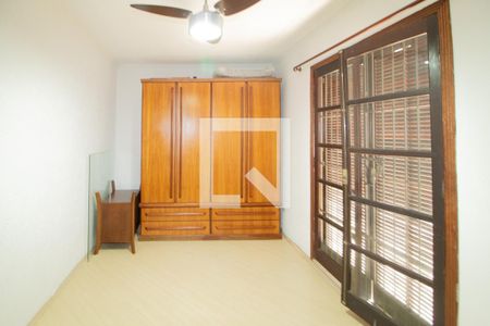 Casa à venda com 200m², 4 quartos e 1 vaga Casa à venda com 200m², 4 quartos e 1 vagaQuarto 4