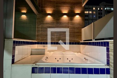 Apartamento à venda com 150m², 3 quartos e 1 vaga Apartamento à venda com 150m², 3 quartos e 1 vagaCobertura