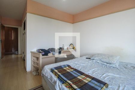 Casa à venda com 550m², 4 quartos e 5 vagas Casa à venda com 550m², 4 quartos e 5 vagasQuarto 2