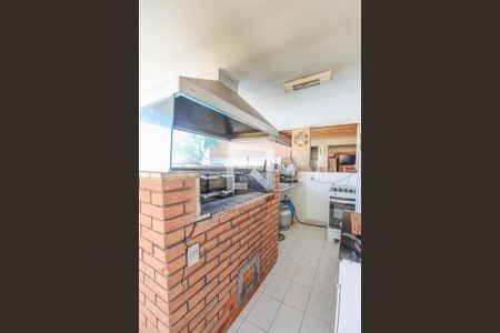 Casa à venda com 550m², 4 quartos e 5 vagas Casa à venda com 550m², 4 quartos e 5 vagasÁrea comum