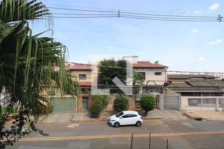 Casa à venda com 550m², 4 quartos e 5 vagas Casa à venda com 550m², 4 quartos e 5 vagasVista Quarto 2