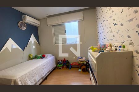 Apartamento à venda com 130m², 3 quartos e 3 vagas Apartamento à venda com 130m², 3 quartos e 3 vagasQuarto 2