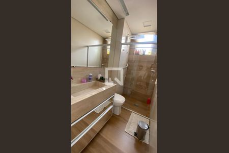 Apartamento à venda com 130m², 3 quartos e 3 vagas Apartamento à venda com 130m², 3 quartos e 3 vagasQuarto Suíte