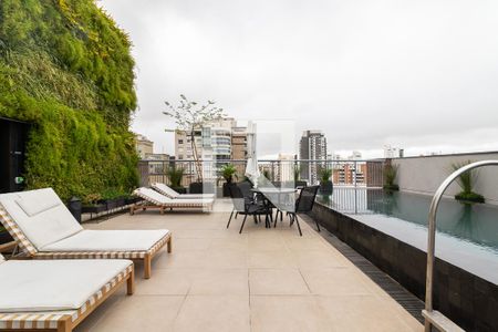 Studio à venda com 26m², 1 quarto e sem vaga Studio à venda com 26m², 1 quarto e sem vagaÁrea comum - Piscina