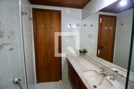 Apartamento para alugar com 115m², 4 quartos e 1 vaga Apartamento para alugar com 115m², 4 quartos e 1 vagaBanheiro Suíte