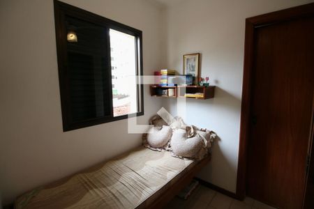 Apartamento para alugar com 115m², 4 quartos e 1 vaga Apartamento para alugar com 115m², 4 quartos e 1 vagaQuarto de Serviço