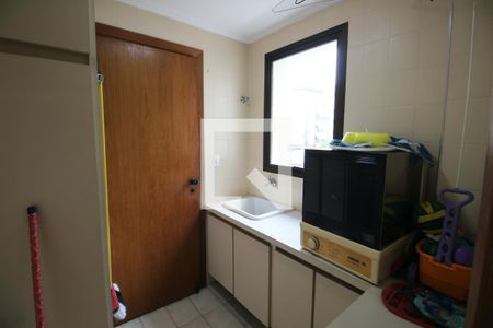 Apartamento para alugar com 115m², 4 quartos e 1 vaga Apartamento para alugar com 115m², 4 quartos e 1 vagaÁrea de Serviço