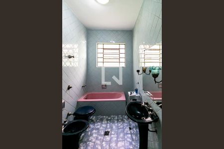 Casa à venda com 540m², 8 quartos e 3 vagasBanheiro