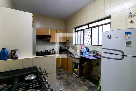 Casa à venda com 540m², 8 quartos e 3 vagasCozinha